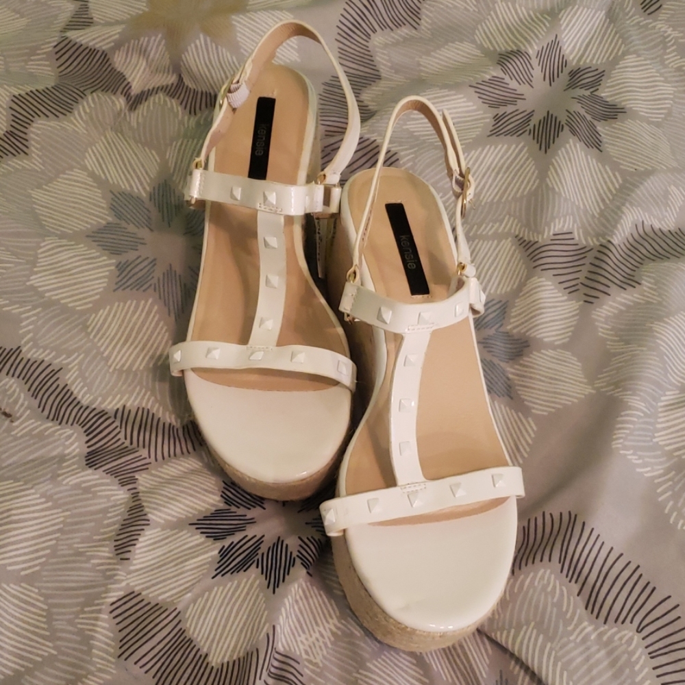 Kensie white wedge sandals